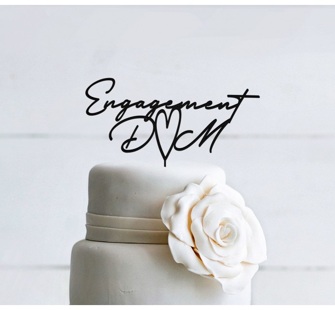 Personalized Wedding Cake Topper with heart, Custom Couples Script Cake Topper for Weddings, Rustic cake topper, Anniversary Cake toppers