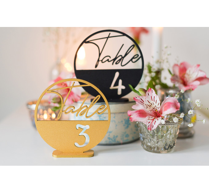 Round wooden table numbers