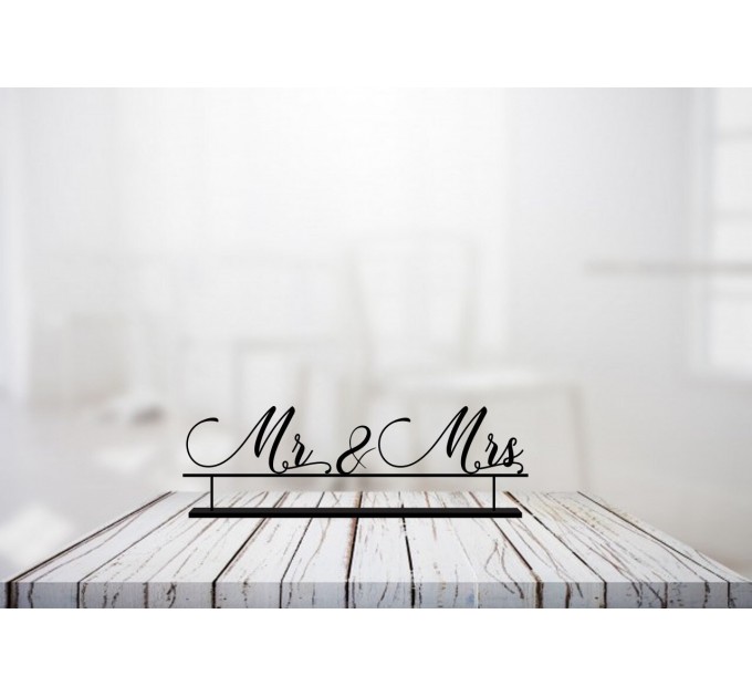 Mr and Mrs Sign Rustic Table decor Wedding table decor, Wedding table sign, Rustic Wedding Decor, Wedding Decorations