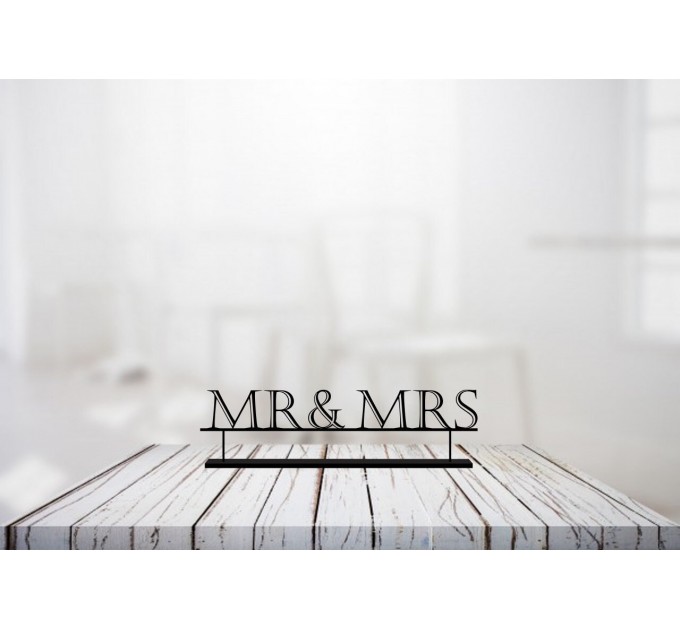 Mr and Mrs Sign Rustic Table decor Wedding table decor, Wedding table sign, Rustic Wedding Decor, Wedding Decorations